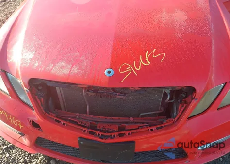 2012 Mercedes-Benz E 350 4Matic z USA, uszkodzony, nr VIN WDDHF8JB0CA611716